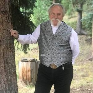 Meet your Posher, Ross